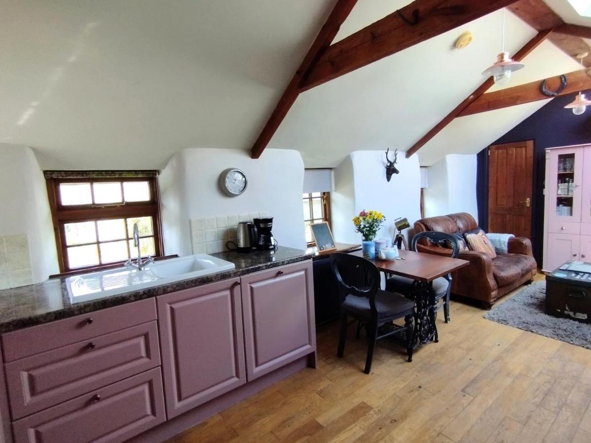 Cosy Barn On Rural Smallholding With Alpacas, Goats & Pigs Stithians ภายนอก รูปภาพ